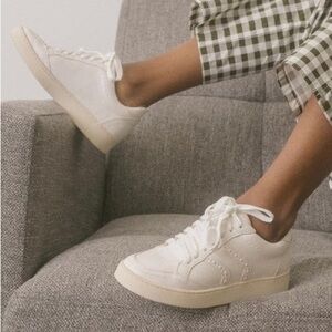 Women's White Casual Sneakers